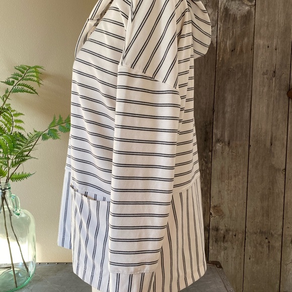 Mello Day pullover hoodie - Picture 2 of 6